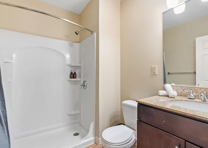 Luxury High Rise 1bd River Views Downtown Apartment Pittsburgh