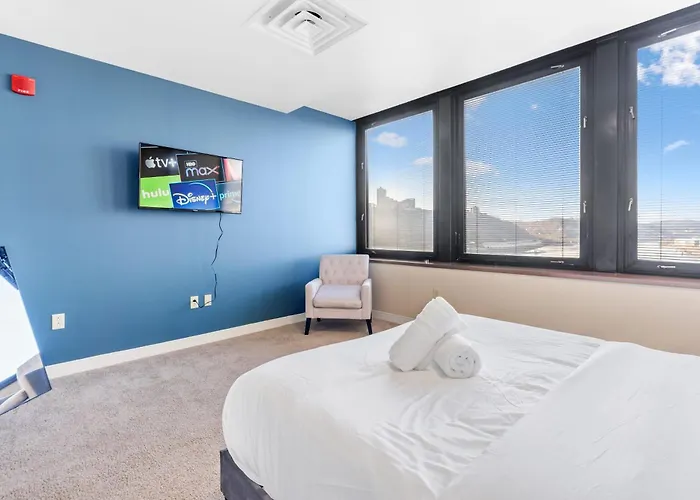Apartment Luxury High Rise 1bd River Views Downtown