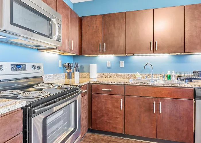 Apartment Luxury High Rise 1bd River Views Downtown *