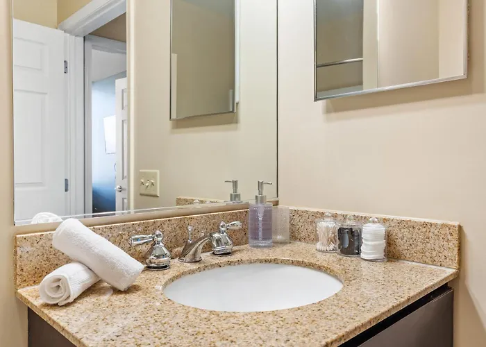 Apartment Luxury High Rise 1bd River Views Downtown Pittsburgh